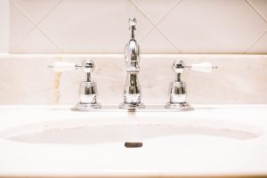 Bathroom sink and faucet renovation ideas